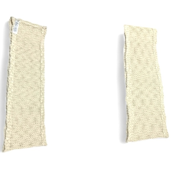 Abercrombie & Fitch-Chunky Knit Infinity Scarf – Cream/Ivory-Cozy-Ski-Minimalist - Picture 4 of 9